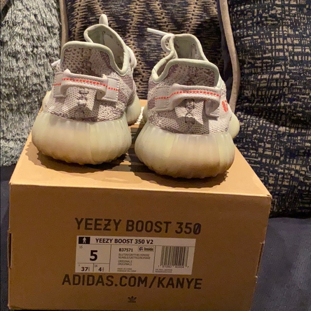 COPY - Yeezy Boost 350 V2 Blue Tint Size 5 - Picture 4 of 12